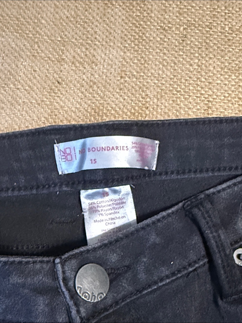 No Boundaries Black Skinny Jeans - Picture 3 of 4
